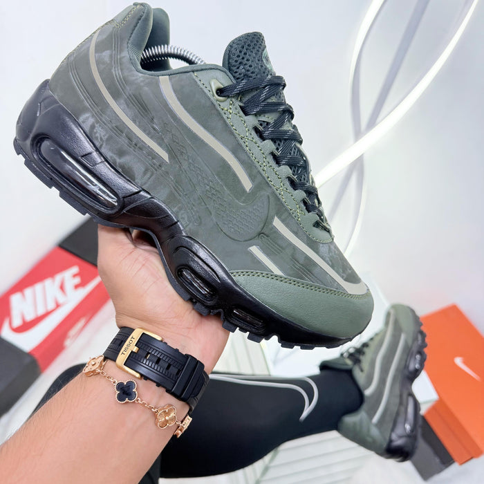 NIKE AIRMAX 95