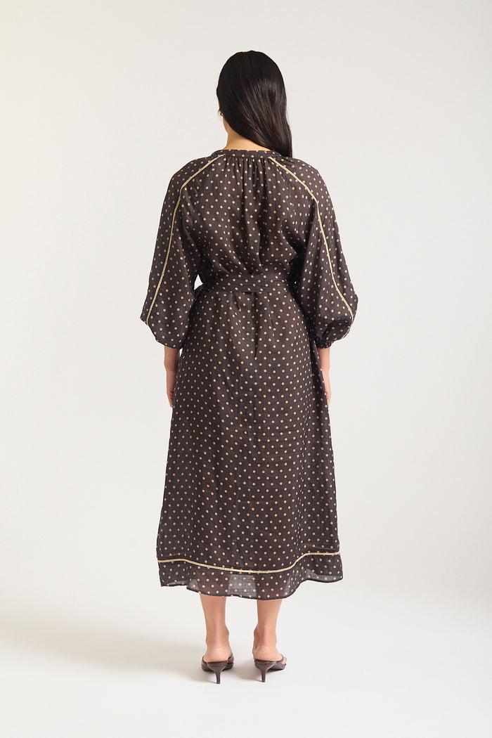 Antonia Ramie Dress In Choc/Beige