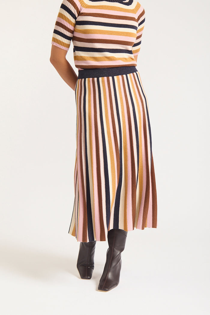 Avenue Lurex Skirt In Nutmeg