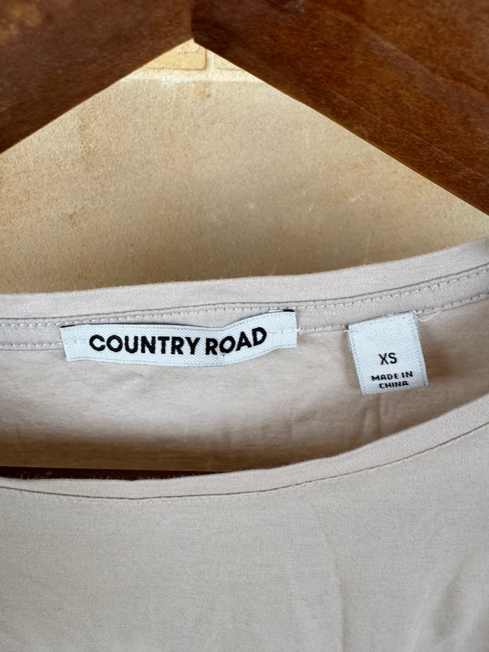 COUNTRY ROAD T SHIRT XS