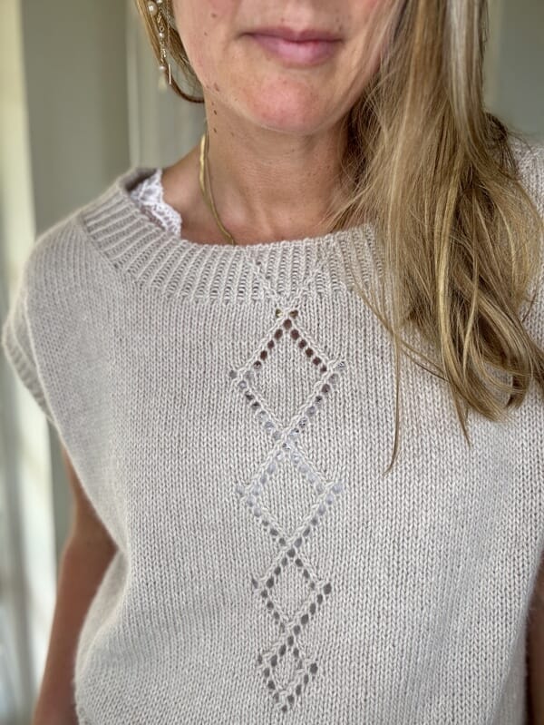 Diamond Line Vest by Siersknit, knitting kit in Önling No 3