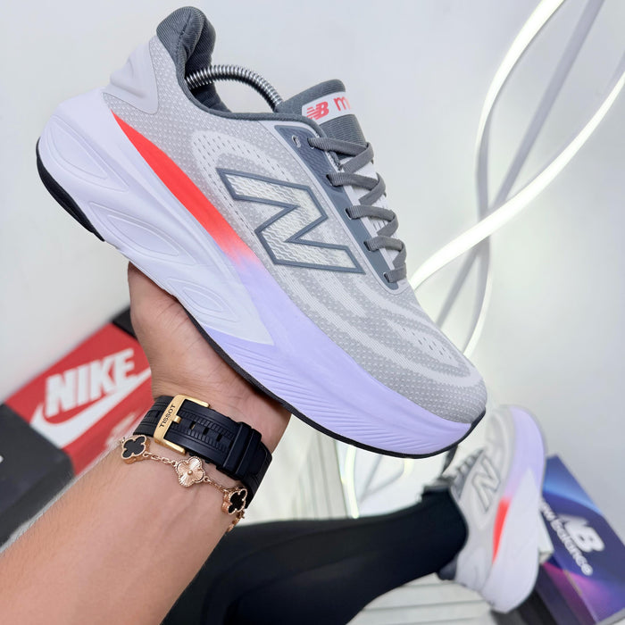 NEW BALANCE FRESHFOAM V6