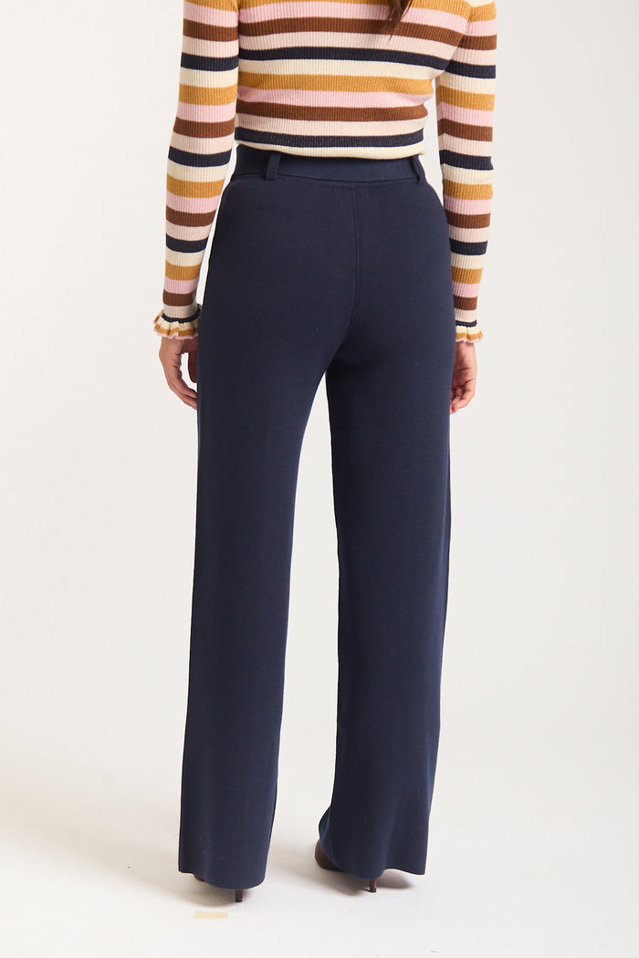Hamilton Crepe Pant In Navy