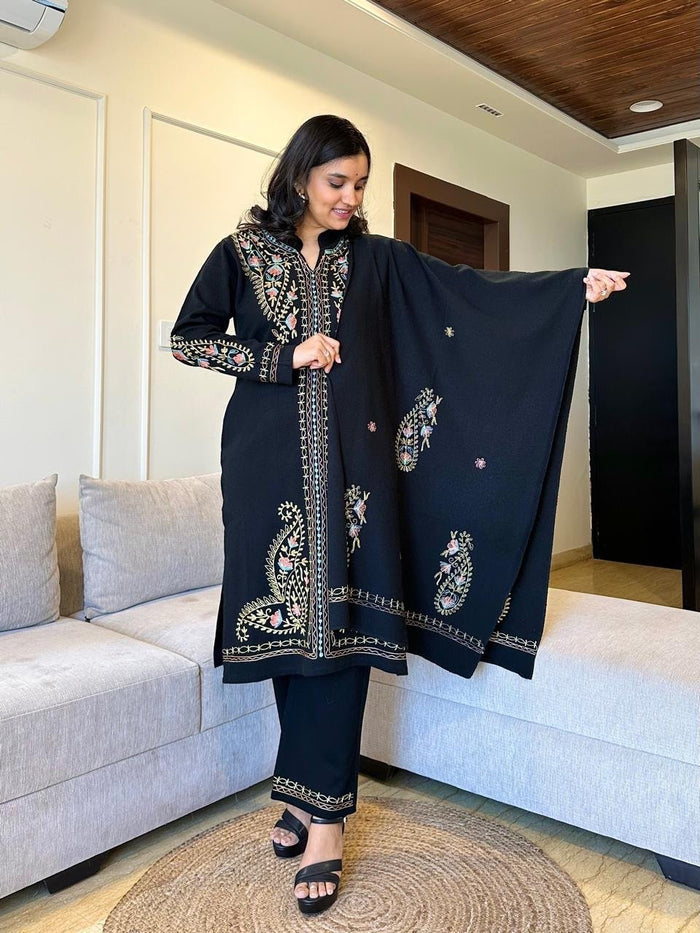 Saaya Woollen Luxe Embroidered Set- Black