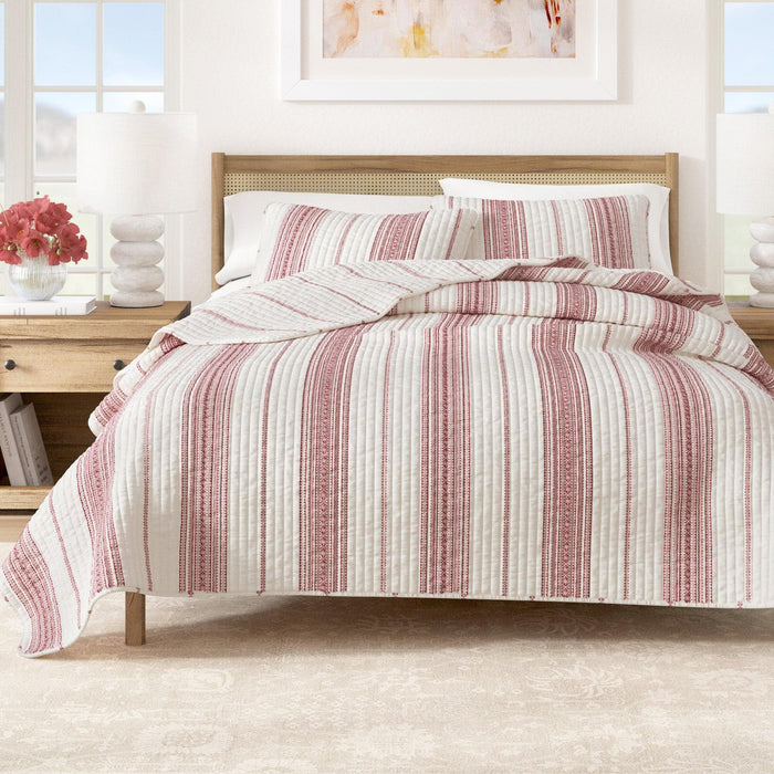 Twin / Twin XL / Cream / Red
