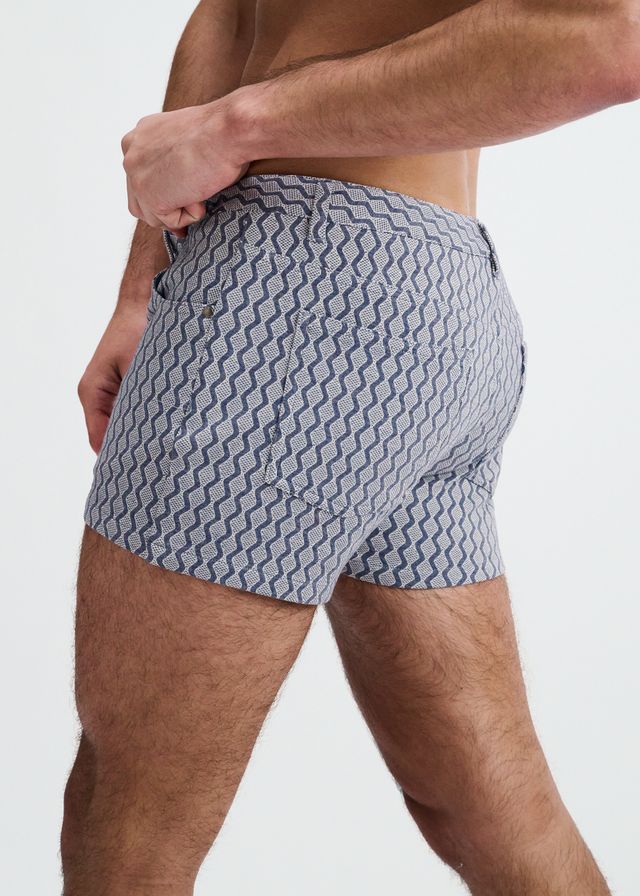 3" STRETCH KNIT EMBOSSED JACQUARD SHORT