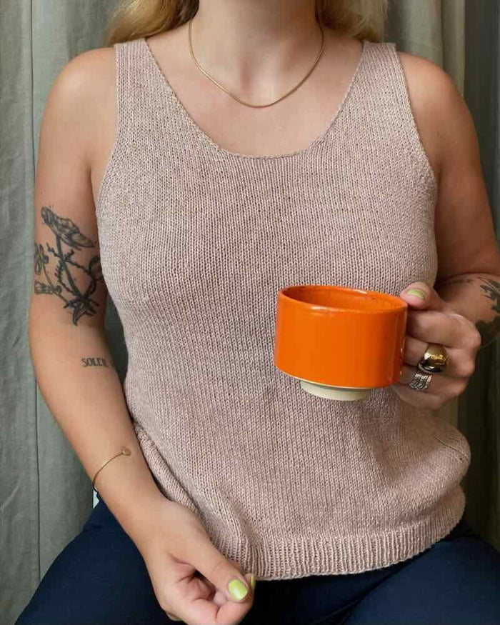 Ane Summer top w rib stitch panel by Önling, Everyday kit Knitting kits Önling - Katrine Hannibal