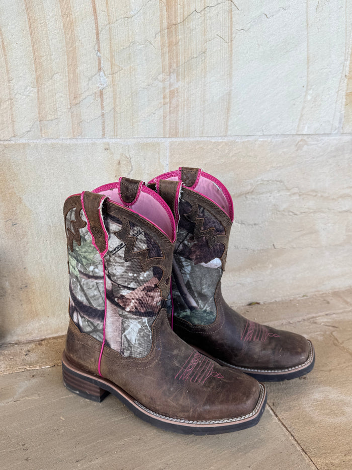 ARIAT PINK CAMO BOOTS 36.5
