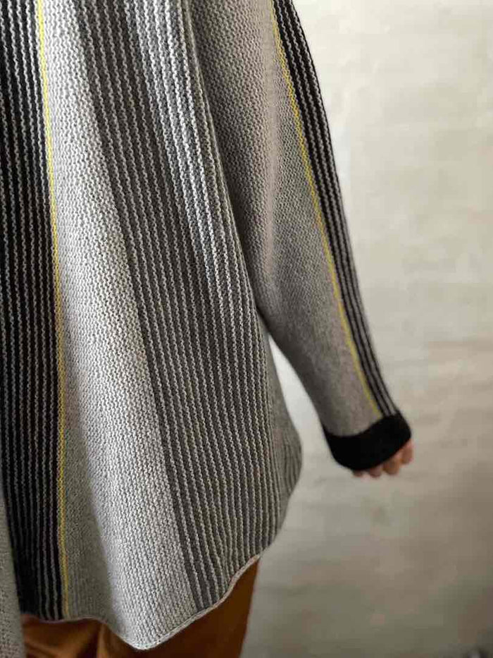 Ballerina jacket in 2 colors by Hanne Falkenberg, No 2 knitting kit