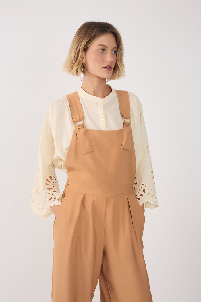 Beige Buckled Ties Pockets Jumpsuit_3