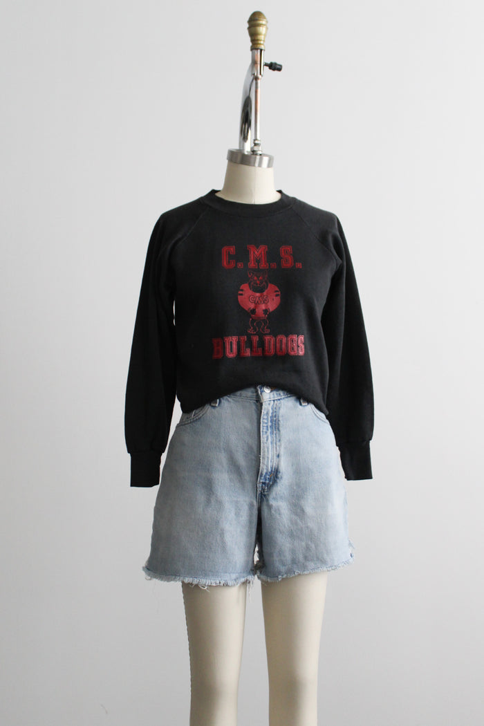 bulldog graphic sweatshirt