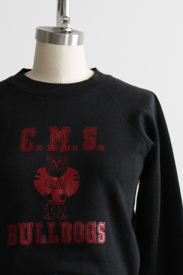 bulldog graphic sweatshirt