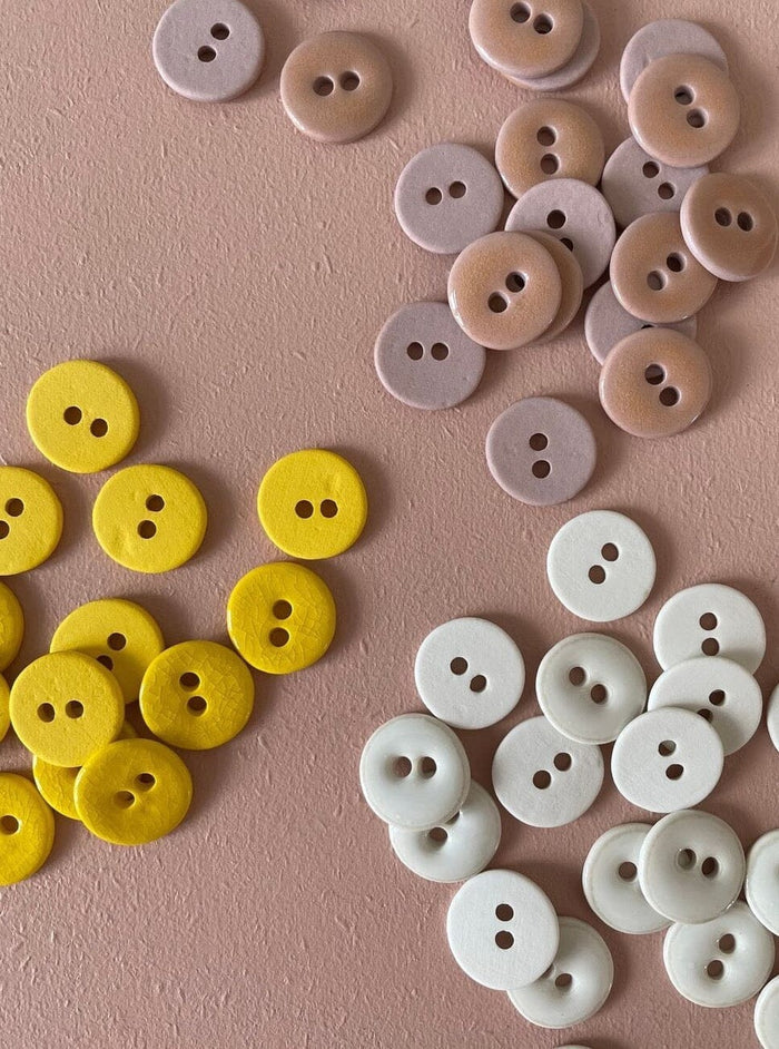 Ceramic buttons 20 mm, by Birthe Sahl Strikketilbehør Birthe Sahl