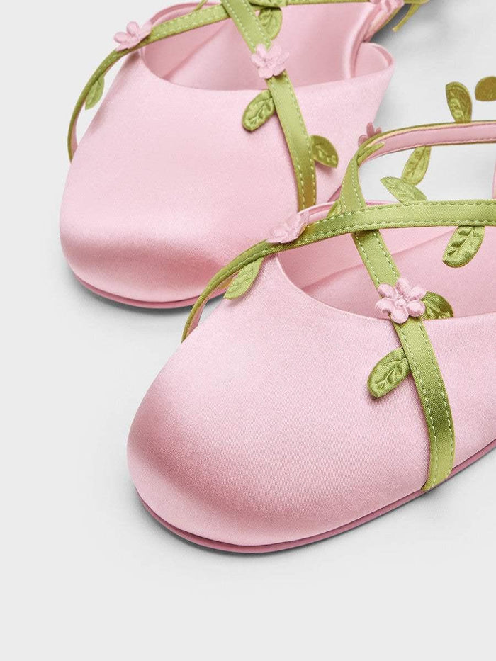 CHARLES &KEITH 26 Spring  Flower Flat Sandals.