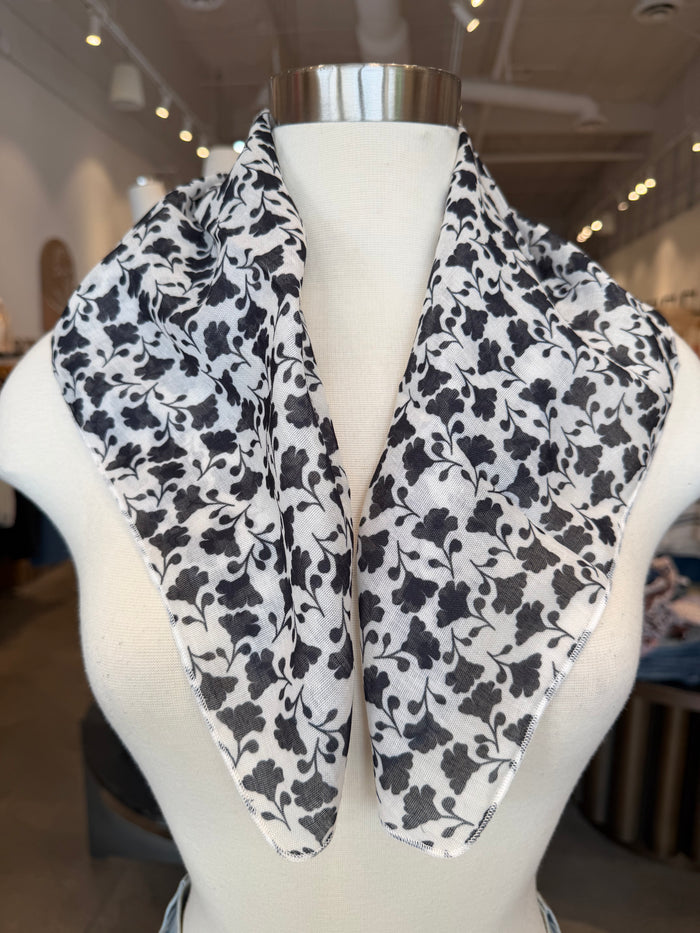 Charlie Cotton Linen Print Square Scarf
