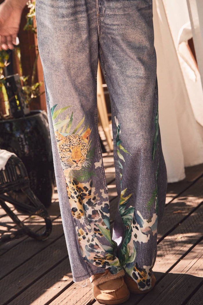 Cheetah Graphic Wide-Leg Illusion Trousers