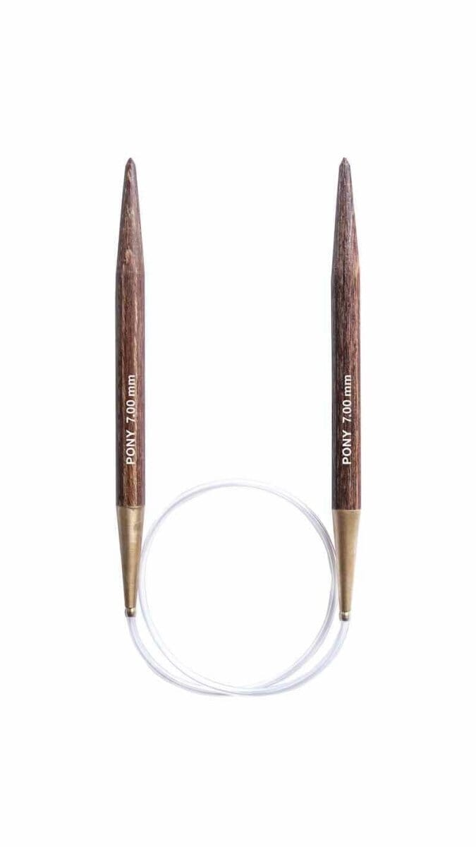 7 mm - US 10.5 (estimated) / 40 cm - 15 3/4 in