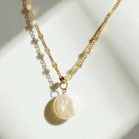 Day Dreamer Freshwater Pearl Necklace Gold Filled