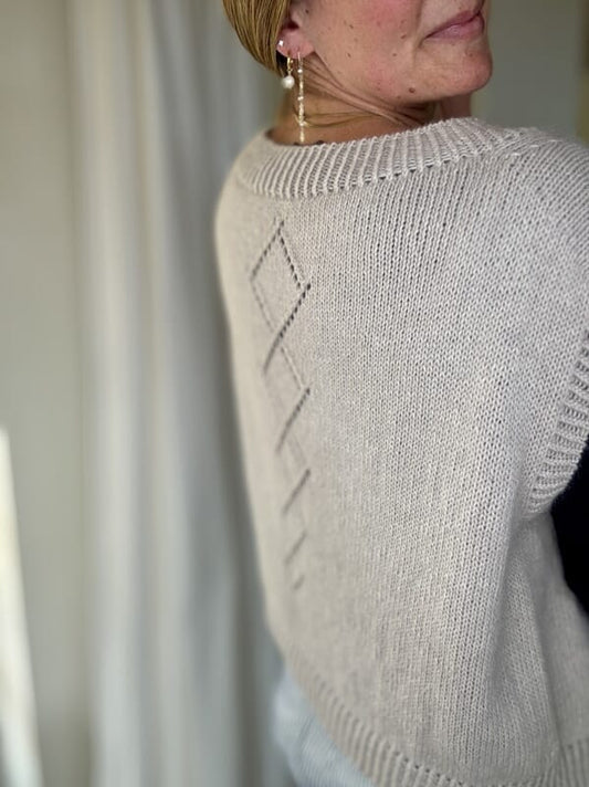 Diamond Line Vest by Siersknit, knitting kit in Önling No 3