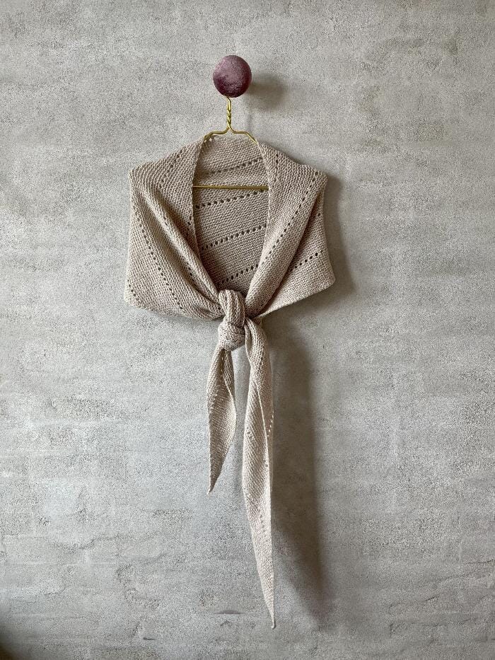 Easy Peasy Asymmetric scarf from Önling, knitting pattern - KLAR Knitting patterns Önling