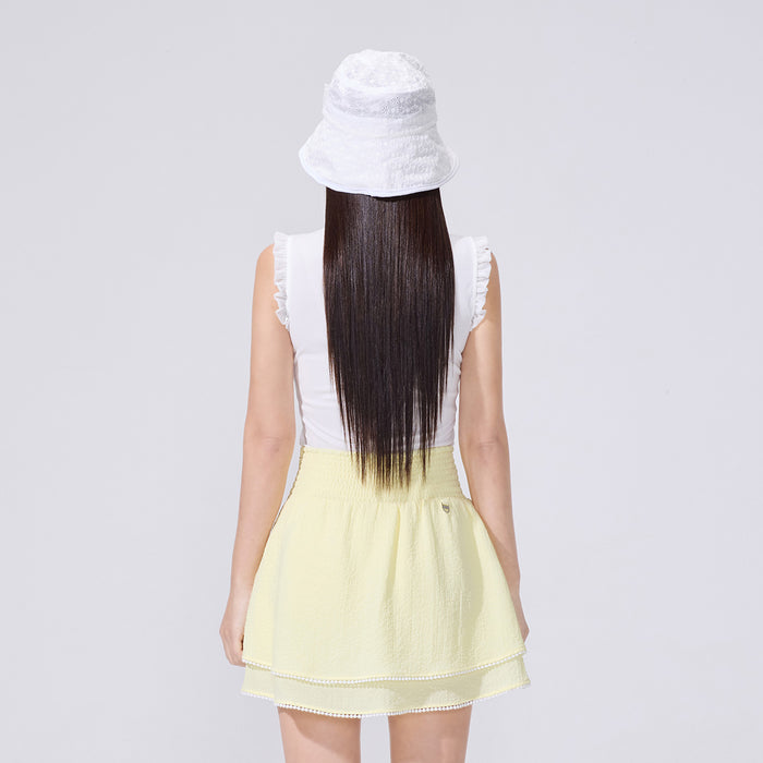 Frill V-neck sleeveless T-shirt (White)