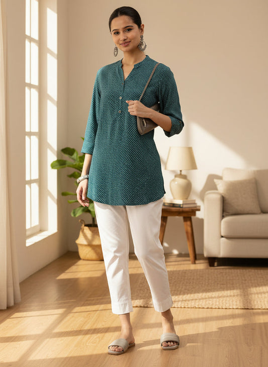 Green Geometric Printed Mandarin Collar Tunic, Short Kurta, Short Top