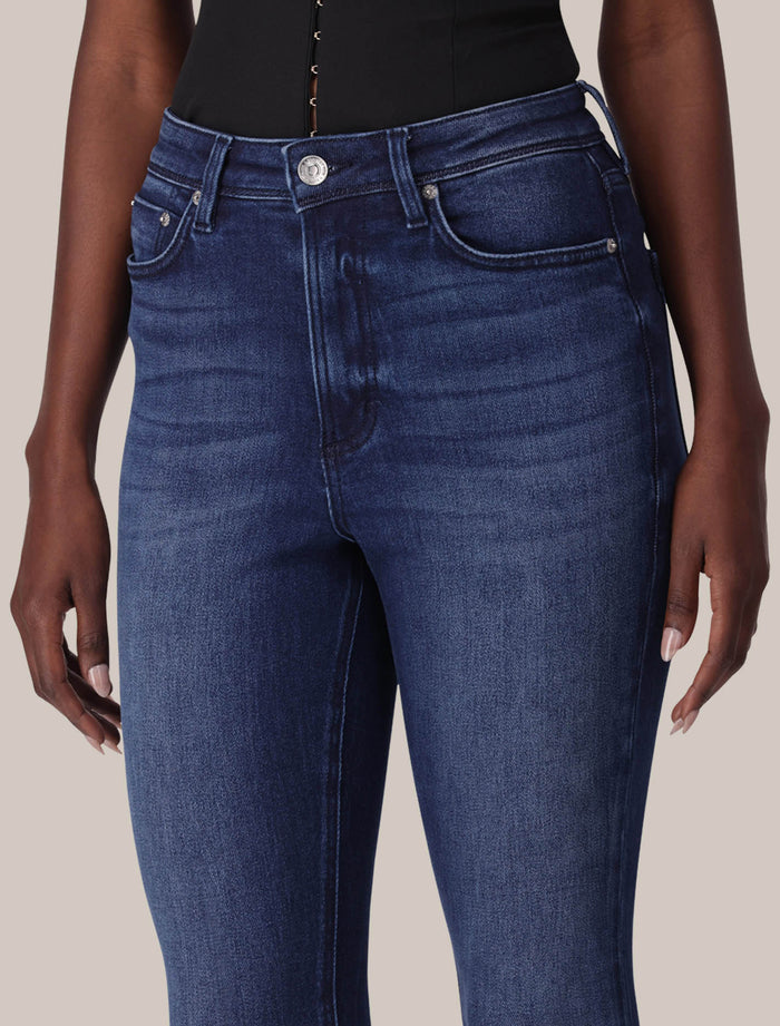 Hayley High-Rise Sculpt Jeans Forever New