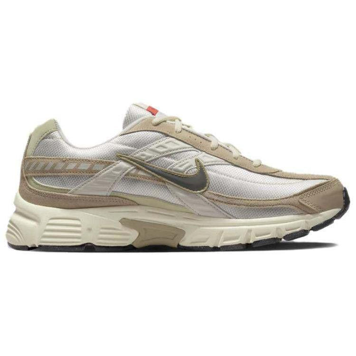 Nike Initiator White/Brown Running Shoes.