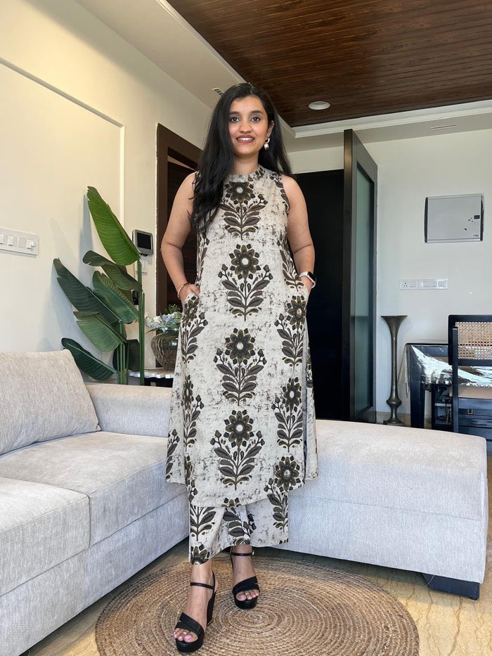 Jasmine Closed Neck Coord Set- Earthy Motifs