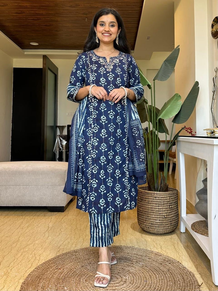 Kiara Batik Cotton Set- Indigo