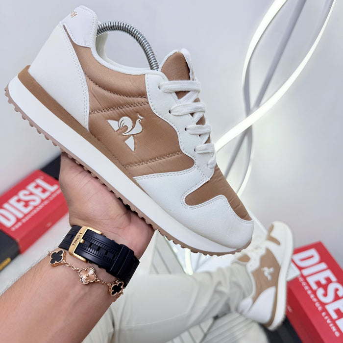 BEIGE CAFE / 40