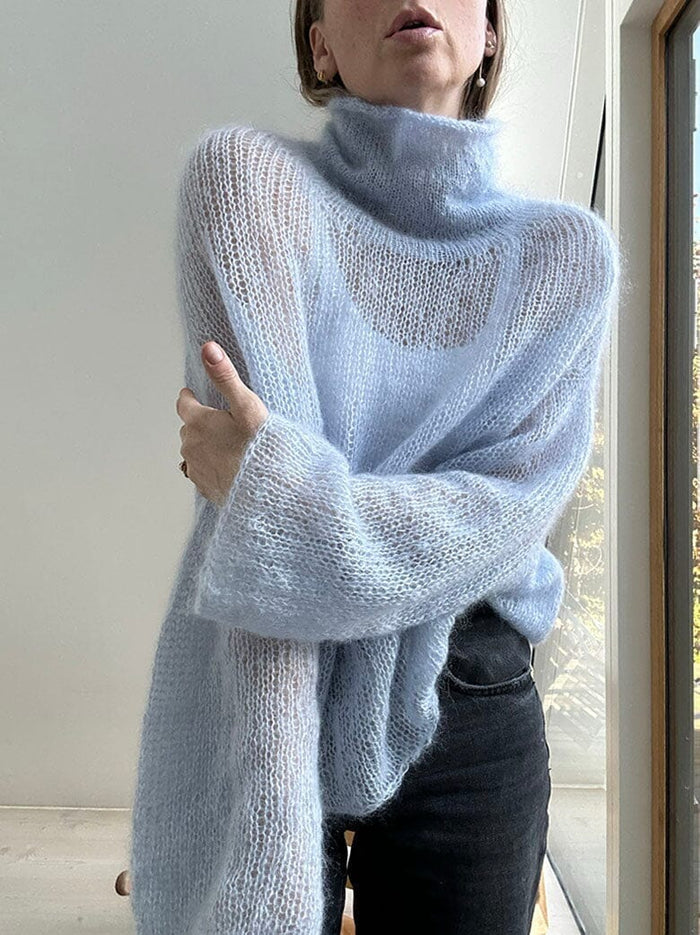 Light Loop high neck sweater fra Other Loops, No 10 strikkekit Strikkekit Other Loops|Light blue