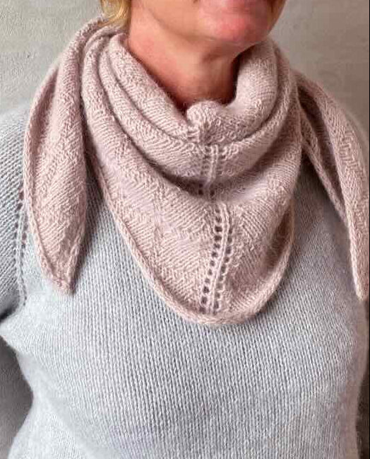 Luna bandana by Önling, knitting pattern Knitting patterns Inge - Lis Holst