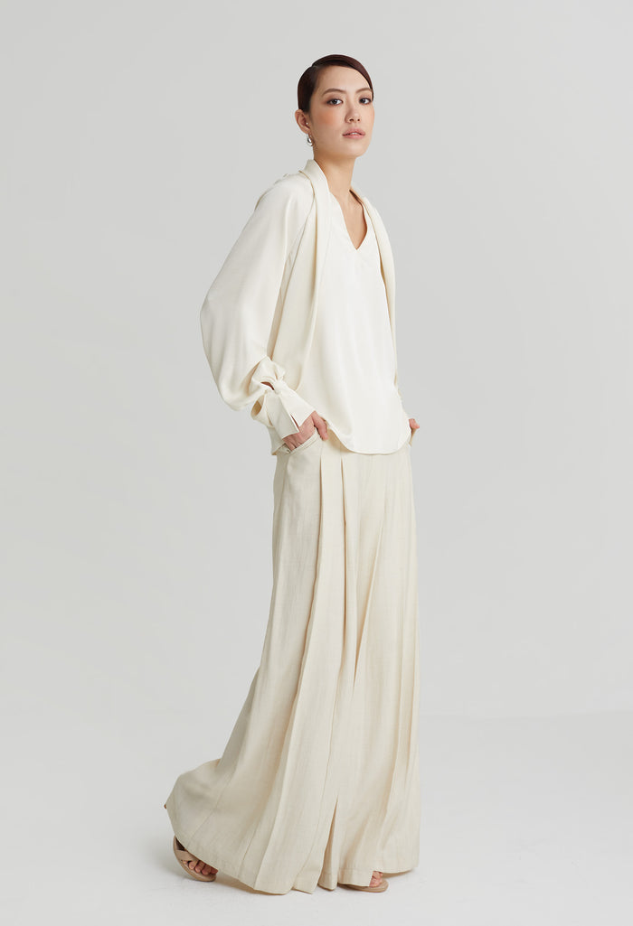 nichii X NURITA HARITH Scarf Flou V-Neck Top