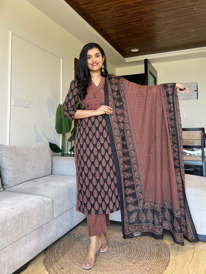 Nisha Ajrakh Angrakha Cotton Set- Black