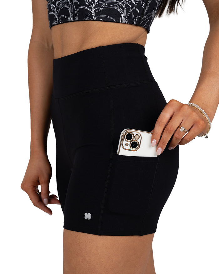 Nyx Shorts