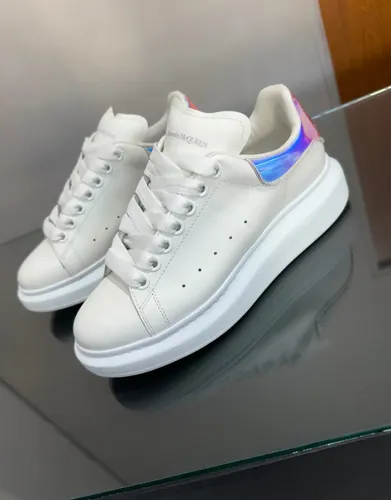 Alexander McQueen Oversized en rosa eléctrico