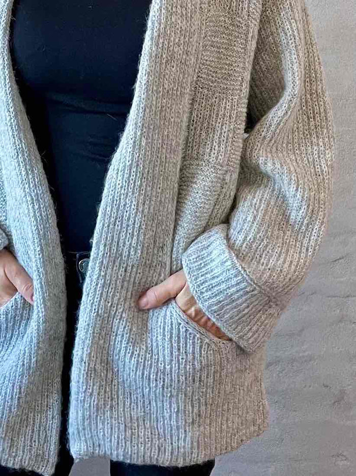Pygmalion cardigan by Hanne Falkenberg, No 2 knitting kit
