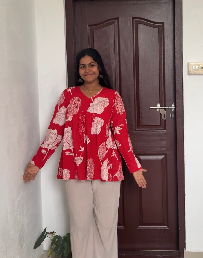 Red leaf Peplum Top