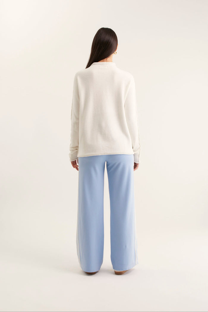 Retreat Ponti in Pale Blue/Popsicle