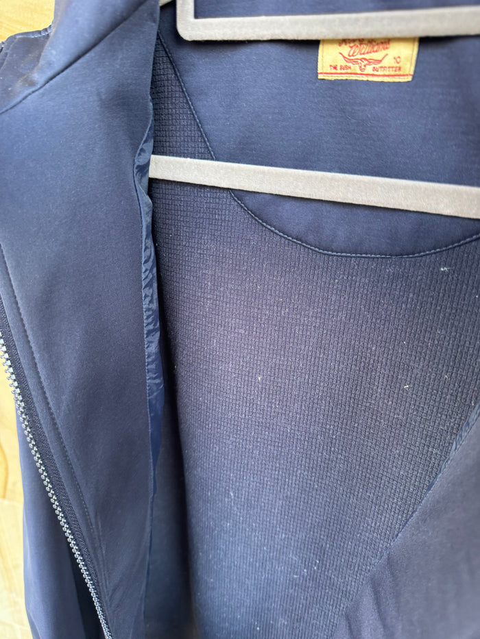 R.M. WILLIAMS NAVY SOFTSHELL JACKET 10
