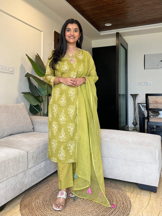 Ronak Boota Pure Cotton Suit- Green