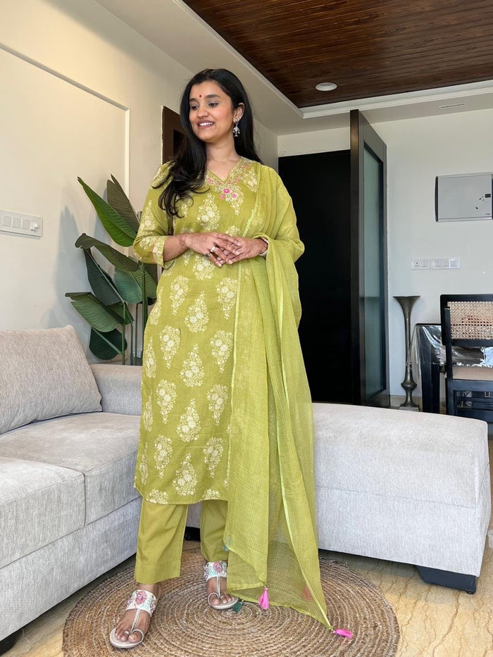 Ronak Boota Pure Cotton Suit- Green