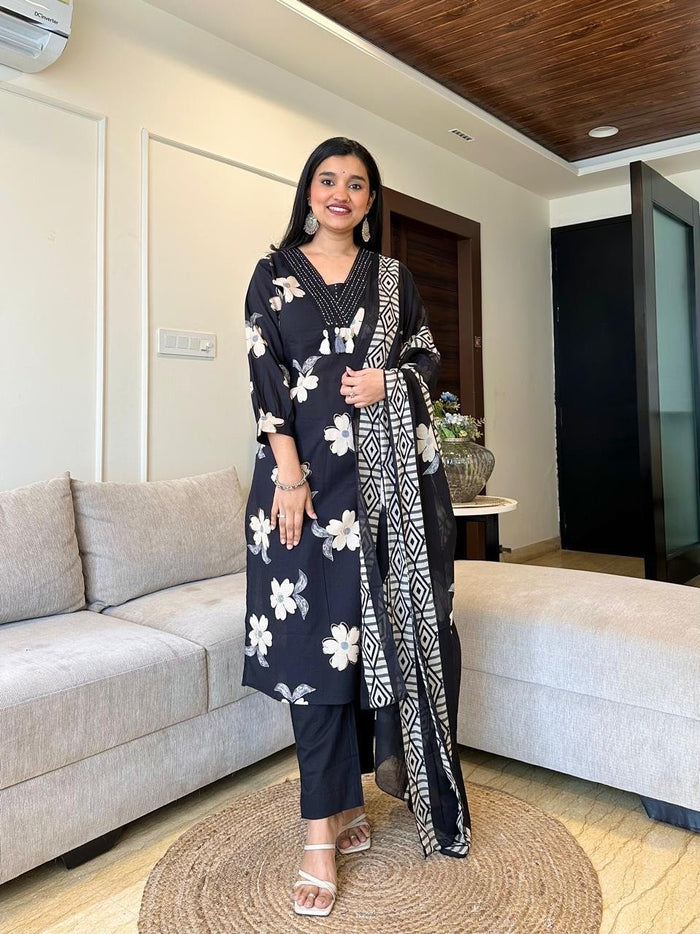 Shikha Black Floral Printed Set