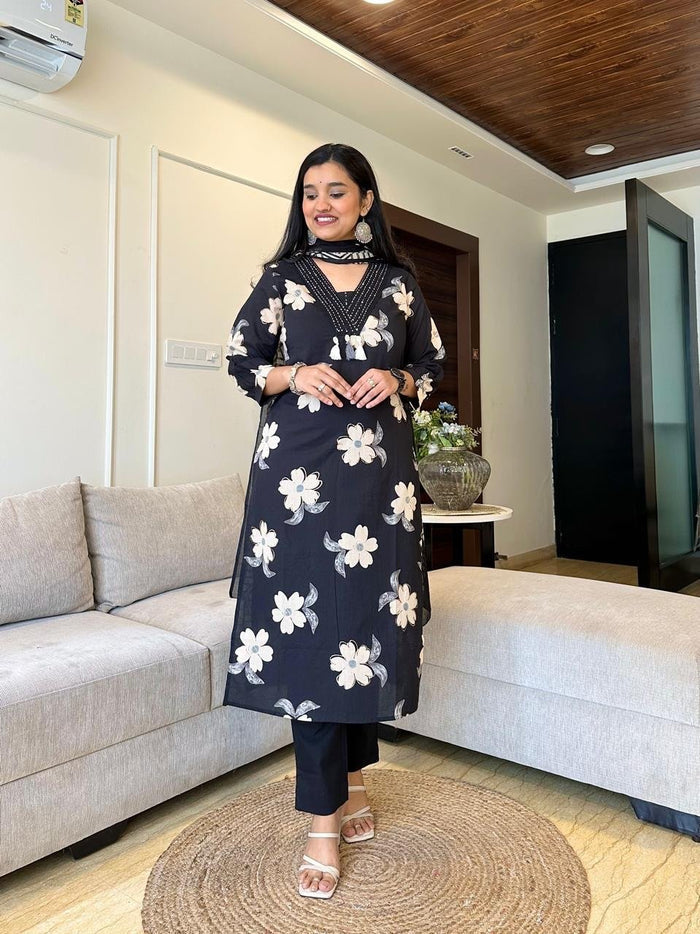 Shikha Black Floral Printed Set