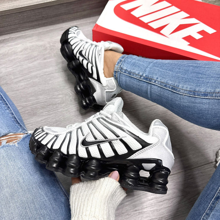 NIKE SHOX TL