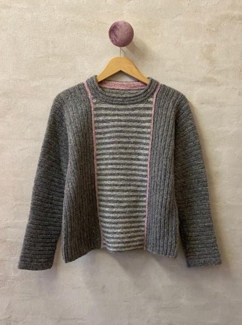 Strips sweater af Hanne Falkenberg, strikkekit Strikkekit Hanne Falkenberg