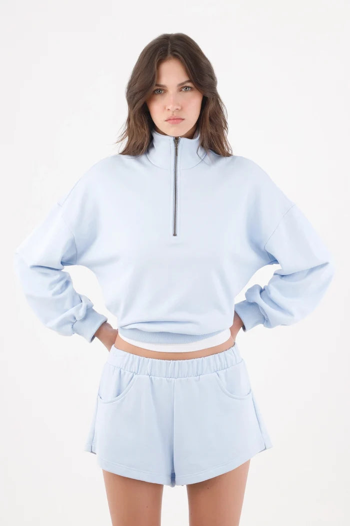 Sweatshirt for women in sky blue, relaxed fit with half zipper