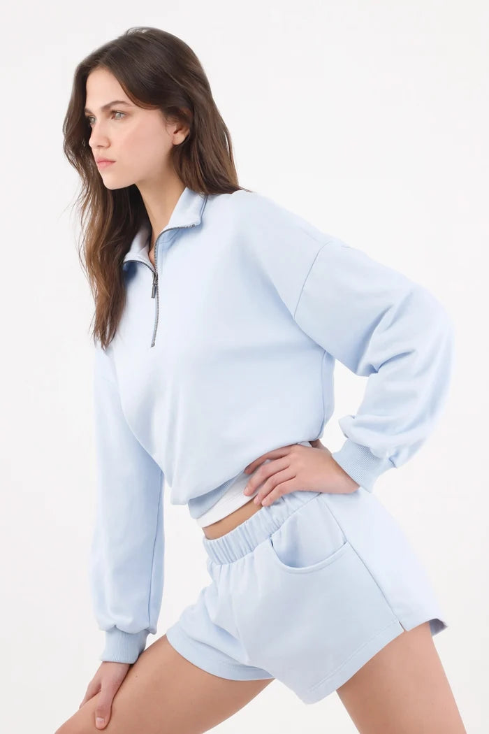 Sweatshirt for women in sky blue, relaxed fit with half zipper