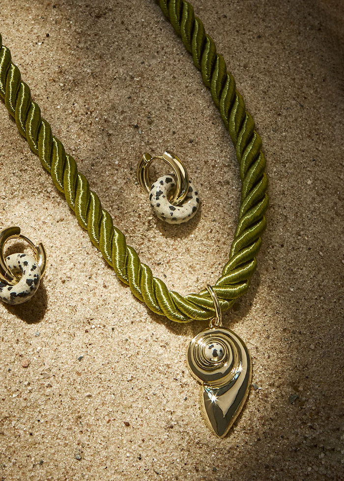 The Palma Shell Cord Necklace - Gold